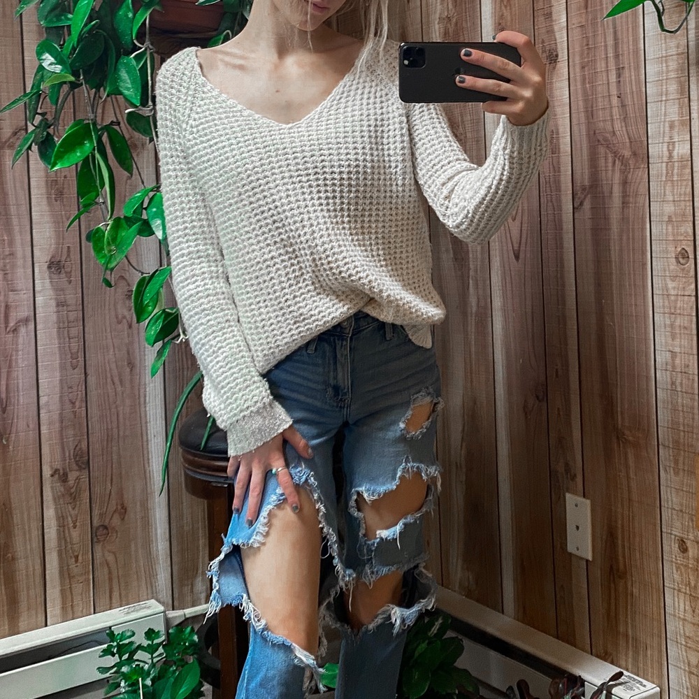 Hollister white knitted sweater size small